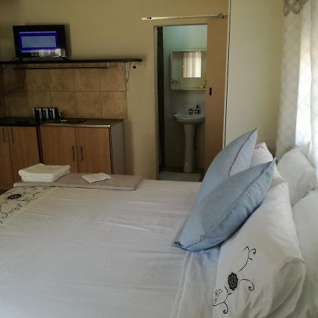 Mulmas Guest House Pretoria-Noord Εξωτερικό φωτογραφία